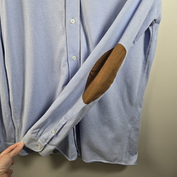 Zara Light Blue Casual Button Down Shirt - Picture 2 of 4